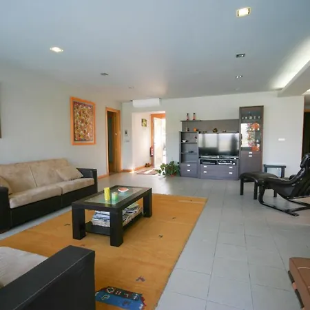 Ponte De Lima Sleeps 10 Wifi Βίλα Tornol